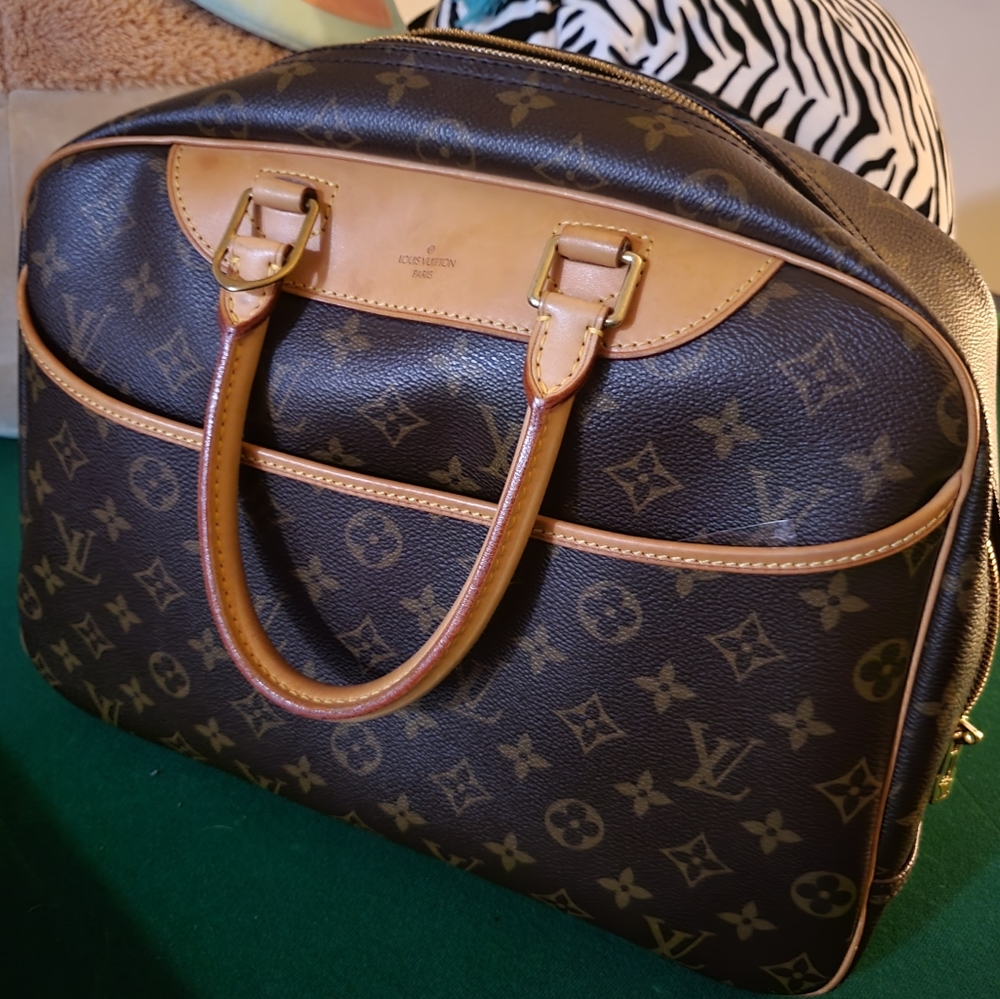 LV Monogram Deauville